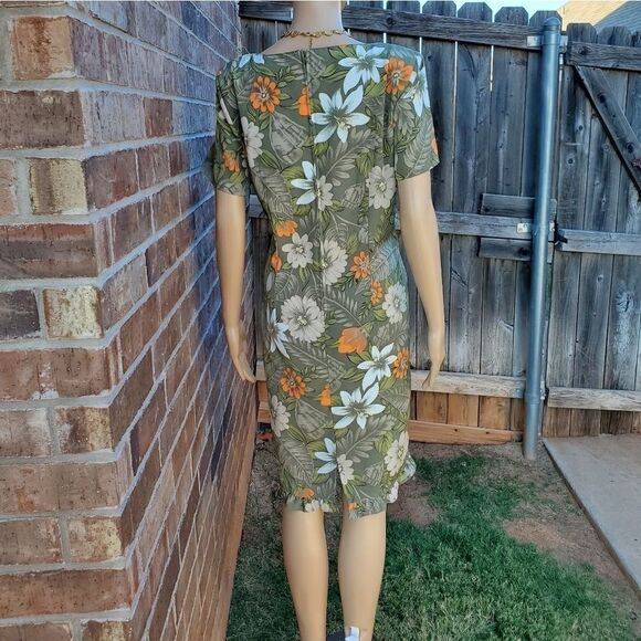 Kathie Lee Women’s  Short Sleeve Floral Olive Green dress - Picture 2 of 14